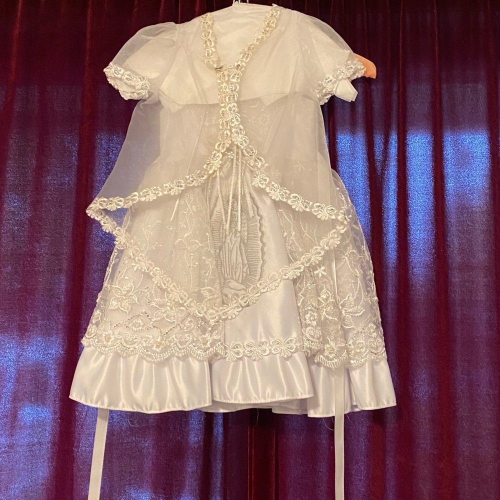 Baptism dress - Picture 1 of 6